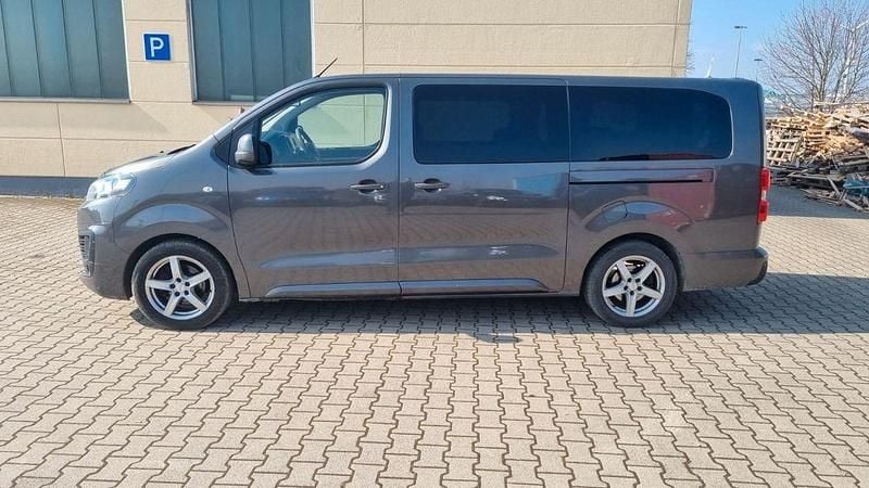 Gebraucht Citroën Spacetourer Feel 179 PS (131 kW) 2019 Van / Kleinbus