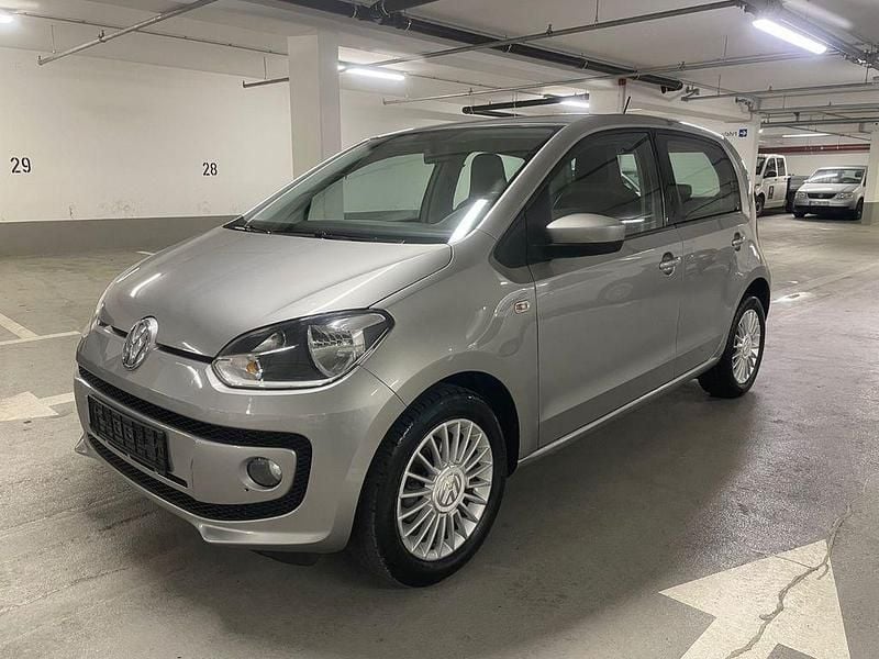 Silber Gebraucht 2016 VW up! high up! Kleinwagen | 7.800 € (Superpreis) - Bild 1/4