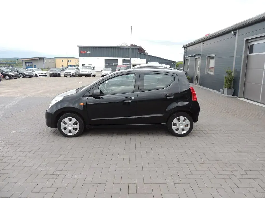 Gebraucht Suzuki Alto 68 PS (50 kW) 2009 Schwarz Kleinwagen