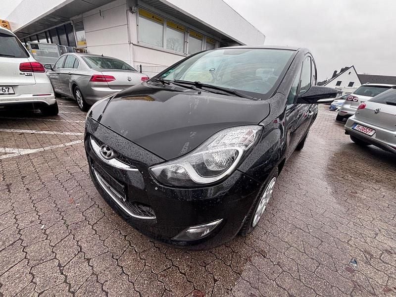 Schwarz Gebraucht 2012 Hyundai ix20 Comfort Kleinwagen | 5.500 € (Superpreis) - Bild 1/4