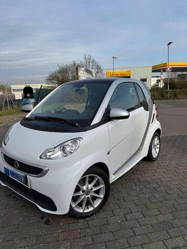Gebraucht Smart ForTwo Coupé 84 PS (61 kW) 2014 Coupé