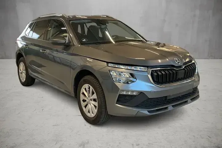 Gebraucht Skoda Kamiq Selection 116 PS (85 kW) 2025 Grau SUV