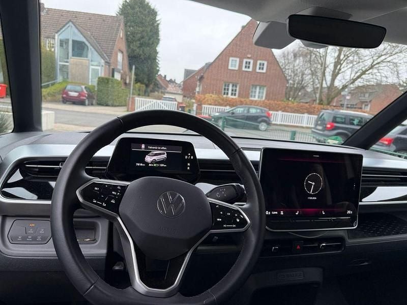 Gebraucht VW ID. Buzz Pro 210 kW (286 PS) 2024 Weiß Van / Kleinbus