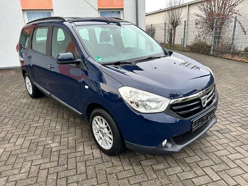 Blau Gebraucht 2014 Dacia Lodgy Lauréate Van / Kleinbus | 4.000 € (Guter Preis) - Bild 1/4