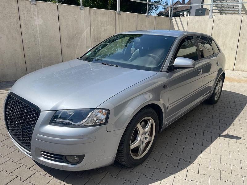 Silber Gebraucht 2006 Audi A3 Sportback S-Line Limousine | 4.399 € (Guter Preis) - Bild 1/4