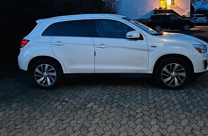 Gebraucht Mitsubishi ASX 150 PS (110 kW) 2014 Weiß SUV