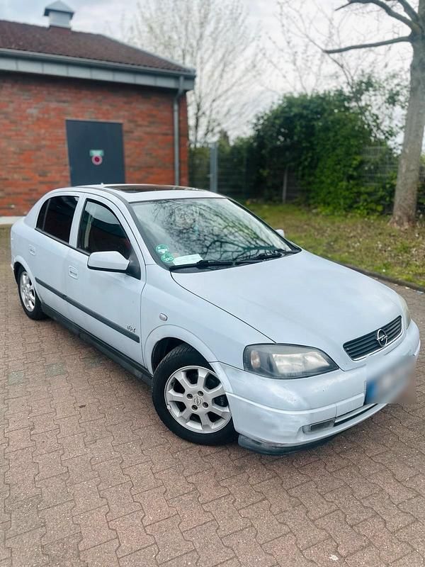 Gebraucht Opel Astra 110 PS (80 kW) 2004 Grau Kleinwagen