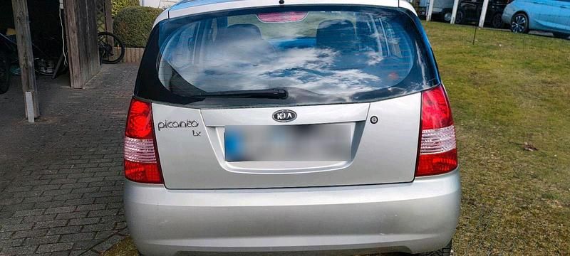 Gebraucht Kia Picanto 63 PS (46 kW) 2007 Silber Kleinwagen