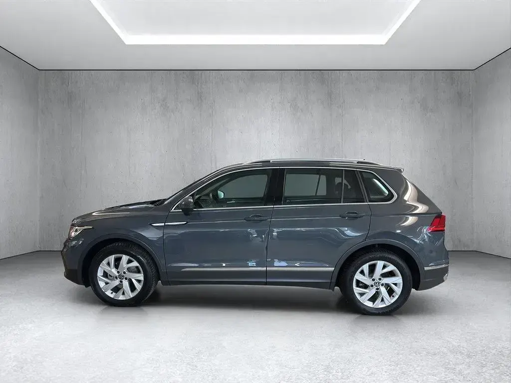 Gebraucht VW Tiguan Elegance 150 PS (110 kW) 2020 Grau SUV