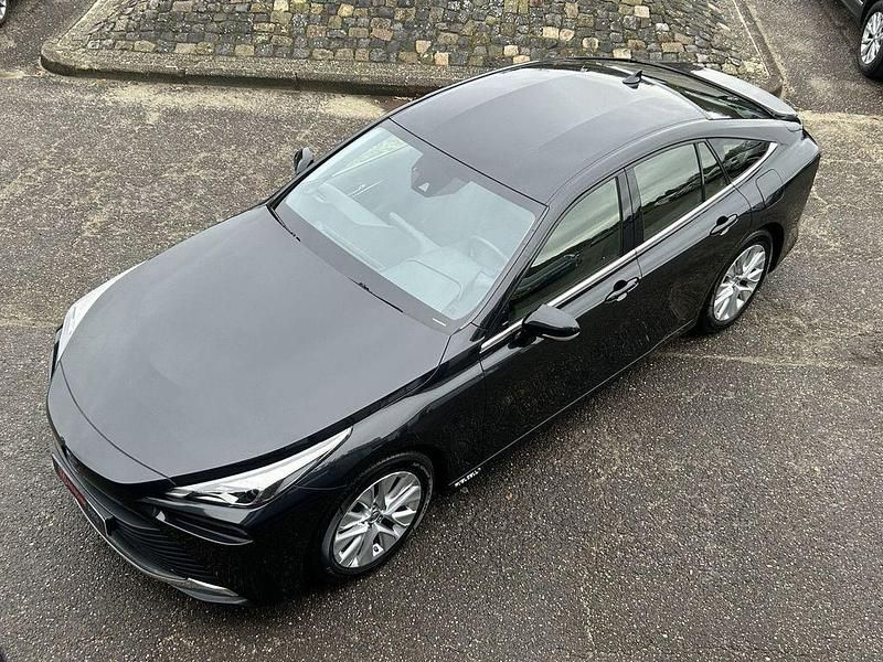 Gebraucht Toyota Mirai H2 182 PS (133 kW) 2021 Schwarz Limousine