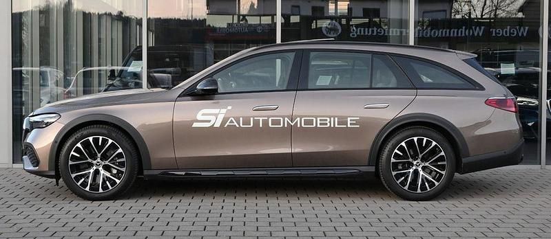Gebraucht Mercedes E220 All-Terrain 197 PS (144 kW) 2024 Samtbraunmetalliclack Kombi