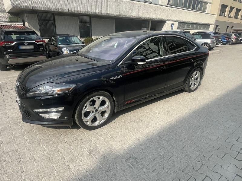 Gebraucht Ford Mondeo Titanium S 239 PS (175 kW) 2013 Schwarz Limousine