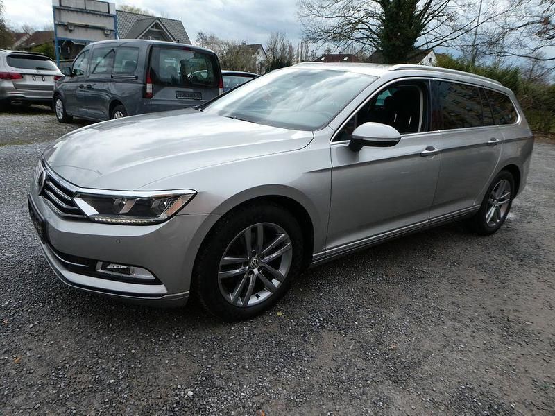 Gebraucht VW Passat Comfortline 150 PS (110 kW) 2017 Silber Limousine