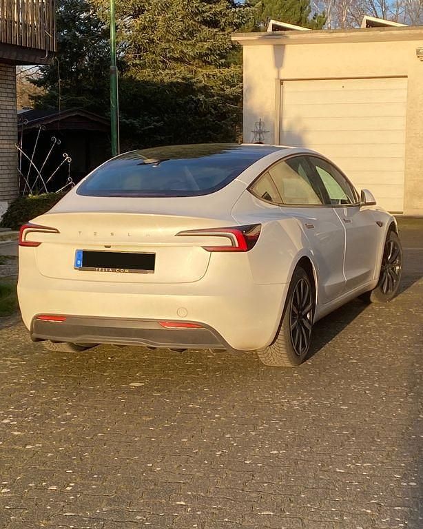 Gebraucht Tesla Model 3 RWD 208 kW (283 PS) 2023 Weiß Limousine
