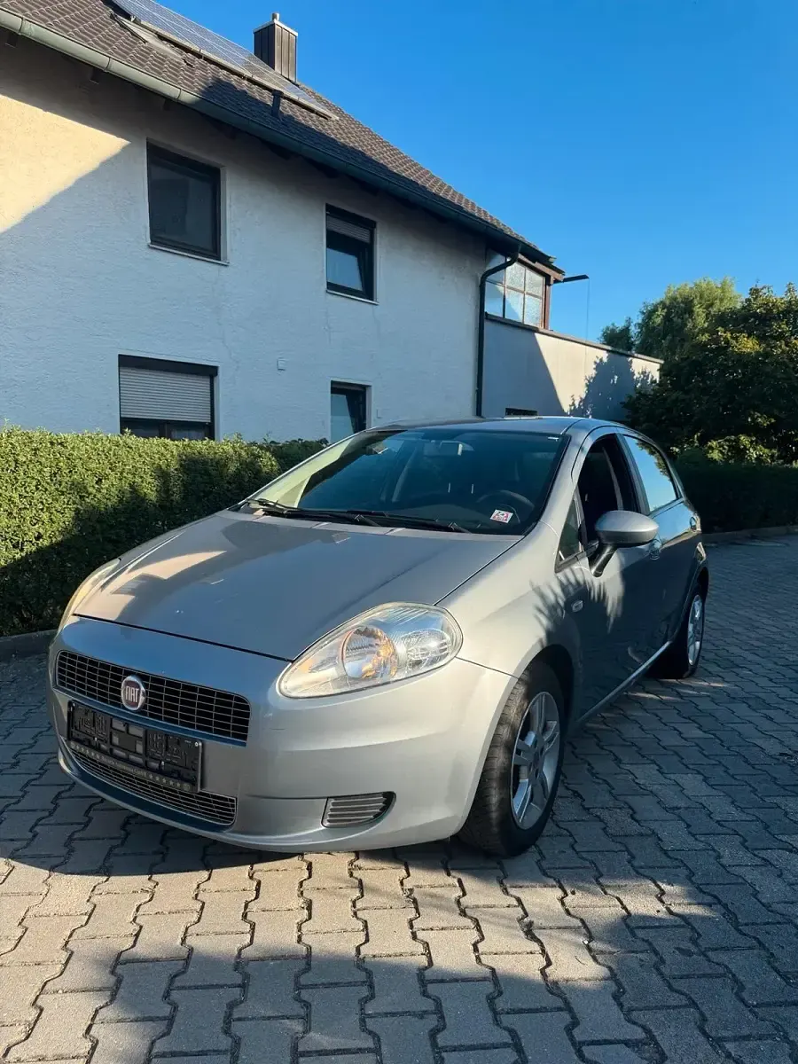 Gebraucht Fiat Punto 77 PS (56 kW) 2009 Kleinwagen