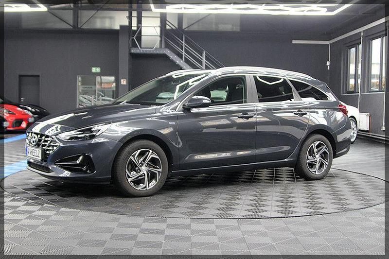 Gebraucht Hyundai i30 Prime 159 PS (116 kW) 2020 Grau Kombi
