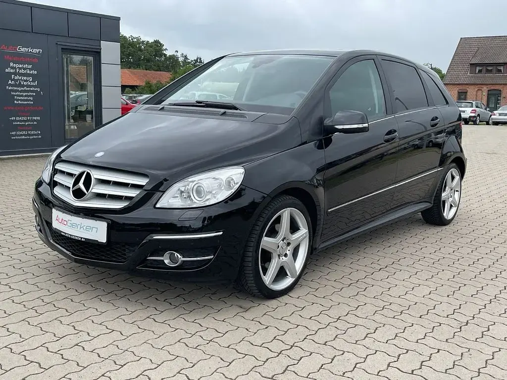Gebraucht Mercedes B200 Sport 136 PS (100 kW) 2009 Schwarz Van / Kleinbus