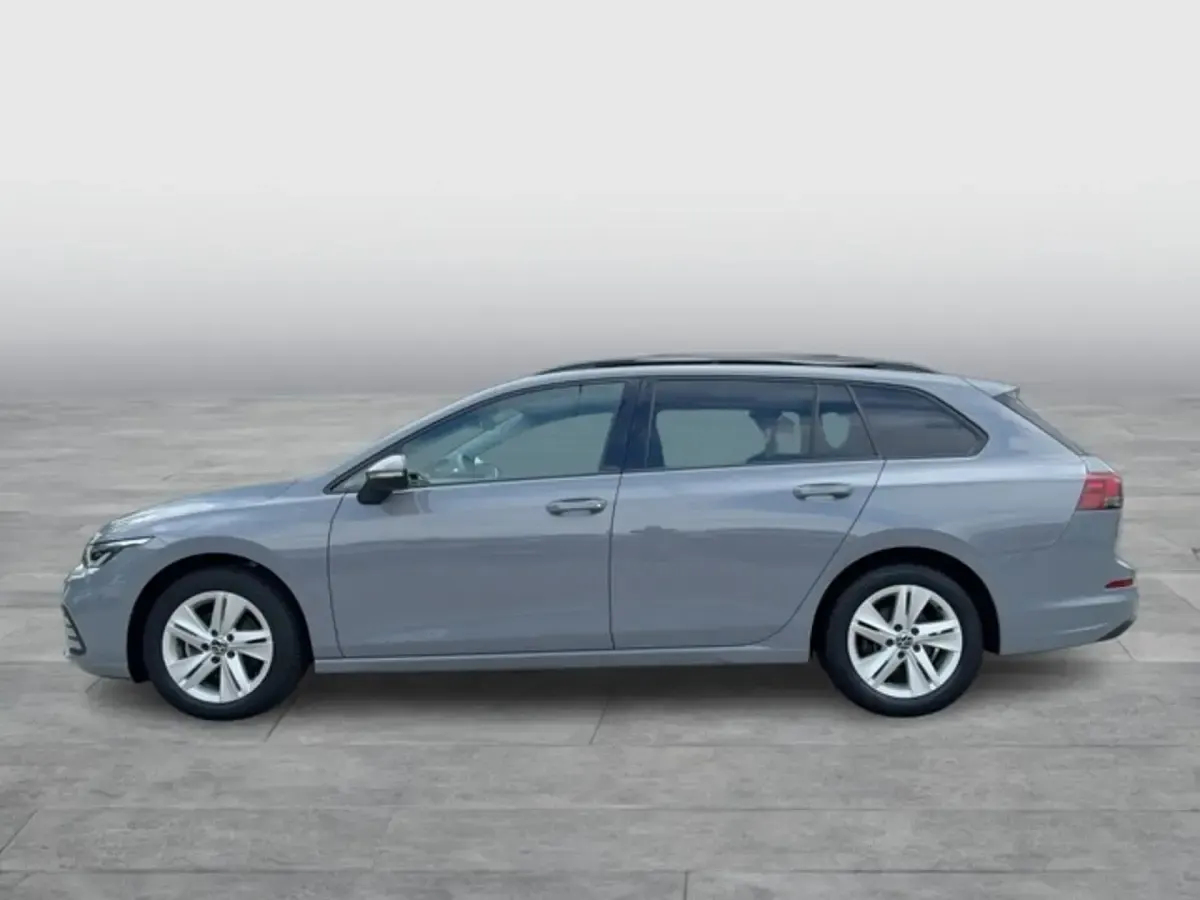 Gebraucht VW Golf VII Life 150 PS (110 kW) 2021 Grau Kleinwagen