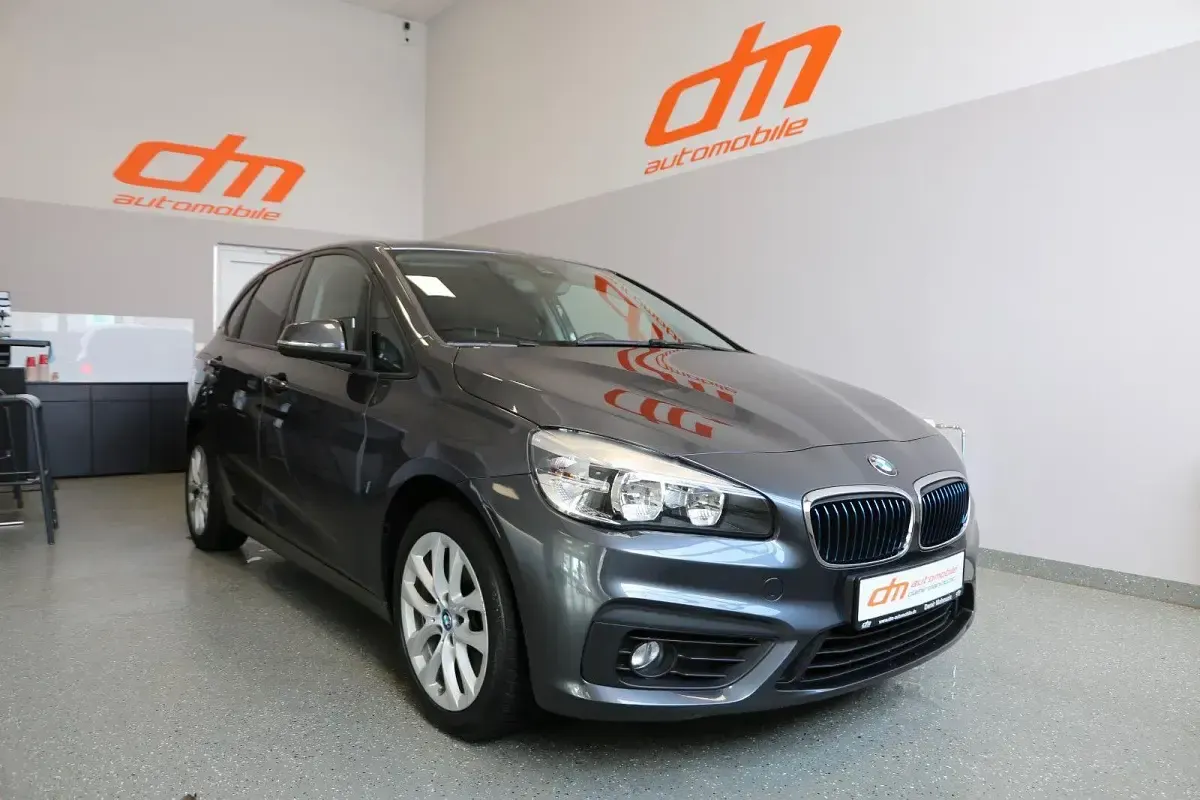 Używany BMW 225 Advantage 136 KM (100 kW) 2017 Szary Kombi
