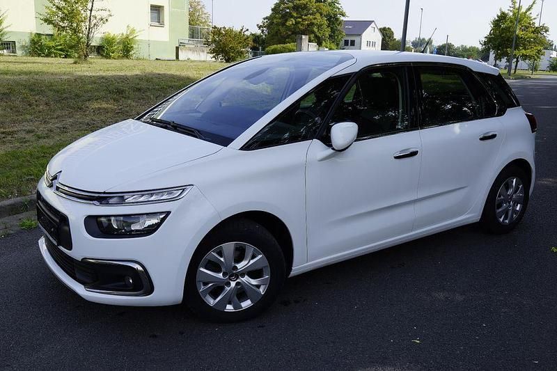 Weiß Gebraucht 2017 Citroën C4 SpaceTourer SELECTION Van / Kleinbus | 9.299 € (Guter Preis) - Bild 1/4