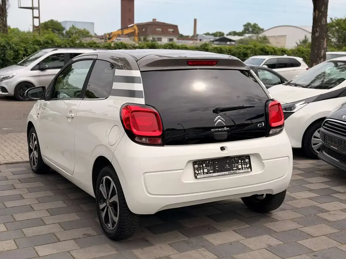 Gebraucht Citroën C1 Shine Edition 82 PS (60 kW) 2015 Weiss 068/deckende lackierung Kleinwagen