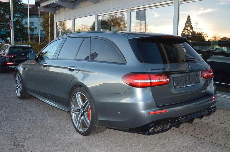 Gebraucht Mercedes E63S AMG AMG 612 PS (450 kW) 2018 Grau Limousine