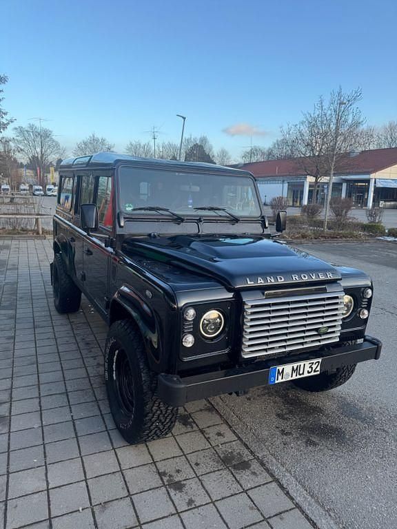Gebraucht Land Rover Defender SE 122 PS (89 kW) 2009 Schwarz Kombi