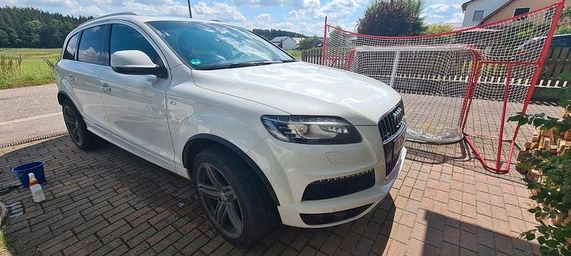 Weiß Gebraucht 2012 Audi Q7 S-Line SUV | 16.350 € (Guter Preis) - Bild 1/4