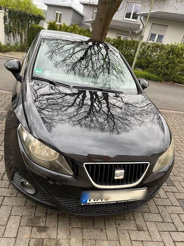 Schwarz Gebraucht 2012 Seat Ibiza Style Kleinwagen | 3.500 € (Guter Preis) - Bild 1/4