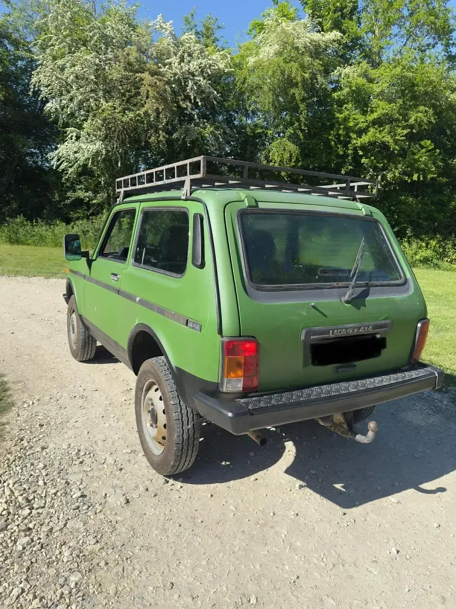 Używany Lada niva 82 KM (60 kW) 2009 Zielony SUV