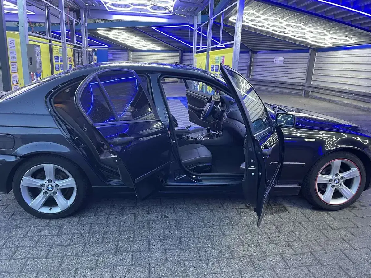 Gebraucht BMW 316 Lifestyle 116 PS (85 kW) 2004 Kombi