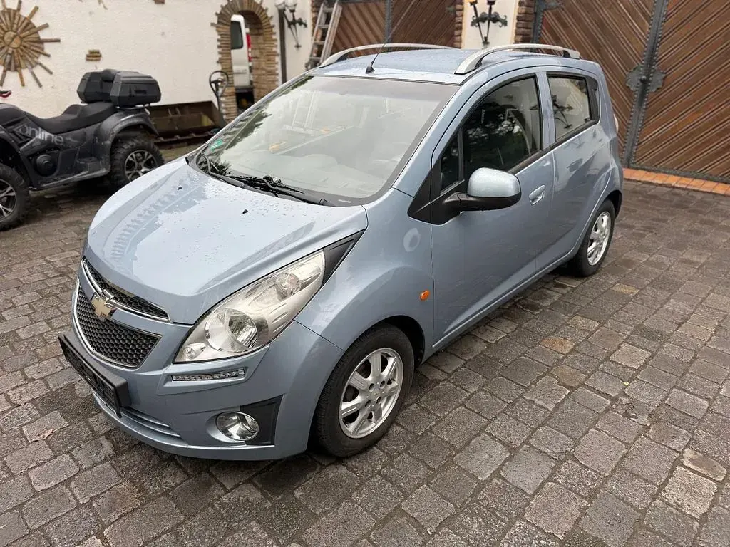Używany Chevrolet Spark LS 82 KM (60 kW) 2011 Niebieski Hatchback