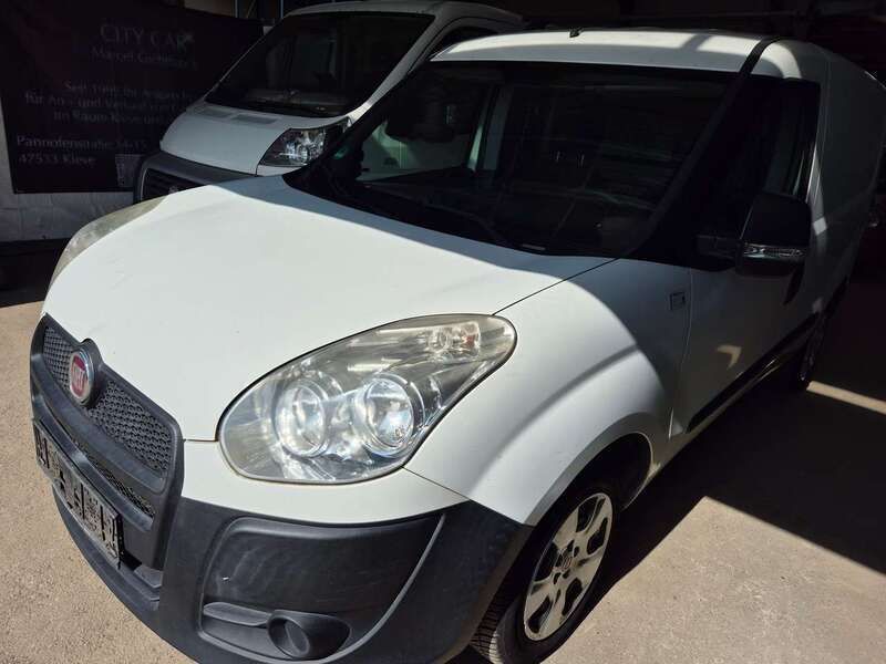 Colore esterno (weiß) Gebraucht 2013 Fiat Doblò Basis Van / Kleinbus | 2.799 € (Teuer) - Bild 1/4