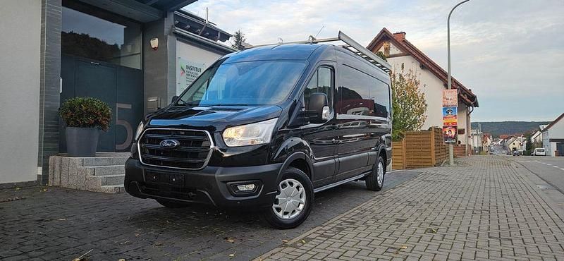 Gebraucht Ford Transit Trend 170 PS (125 kW) 2020 Schwarz Van / Kleinbus