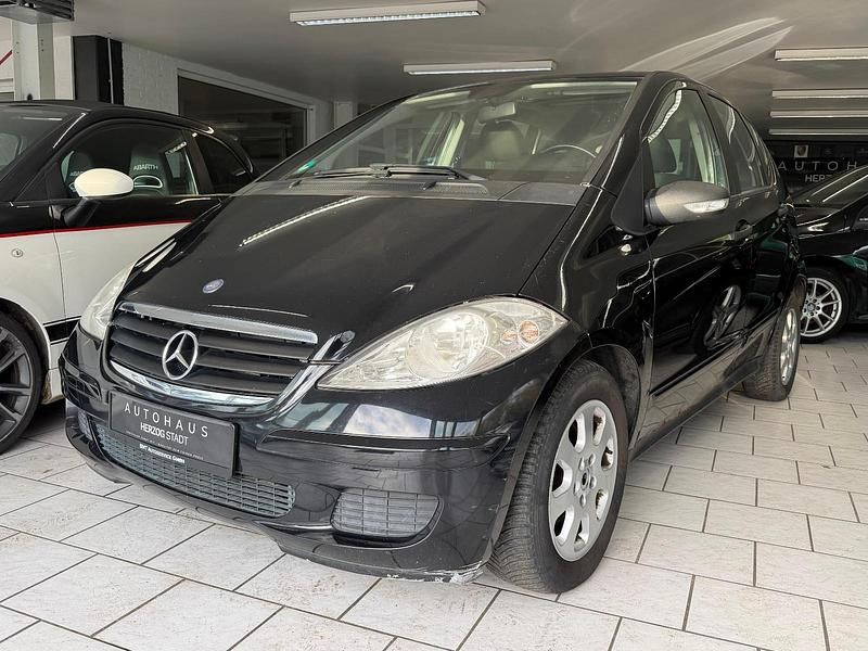 Schwarz Gebraucht 2005 Mercedes A150 Kleinwagen | 4.999 € (Teuer) - Bild 1/4