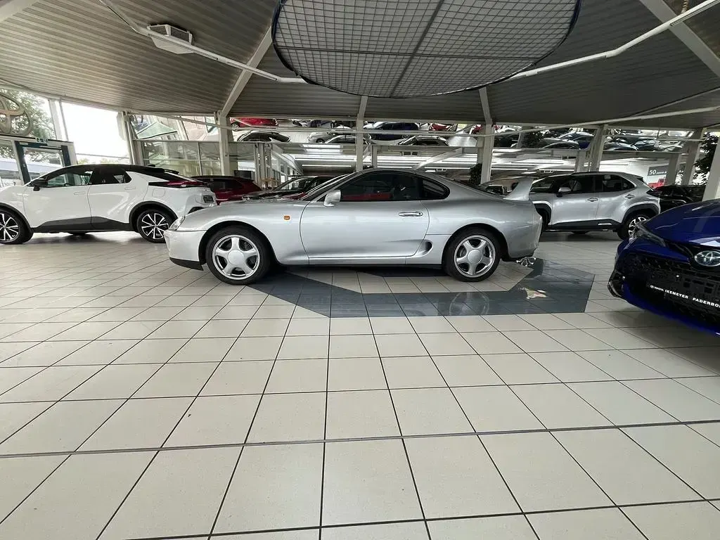 Second-hand Toyota Supra 330 CP (242 kW) 1994 Argintiu Coupe