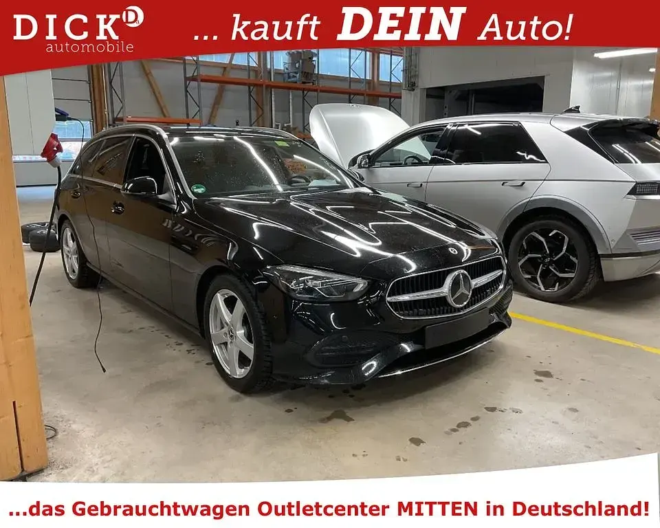Gebraucht Mercedes 200 184 PS (135 kW) 2023 Schwarz Limousine