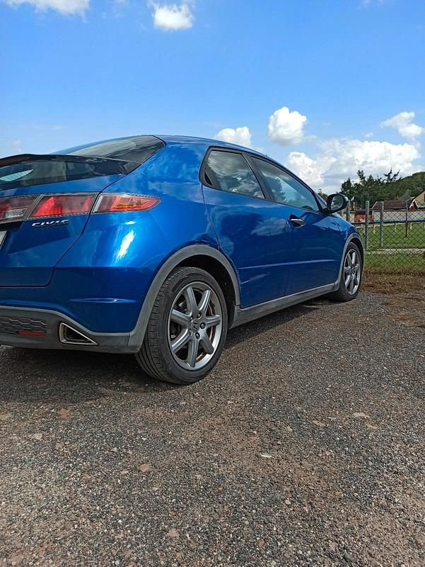Gebraucht Honda Civic 140 PS (102 kW) 2008 Blau Limousine