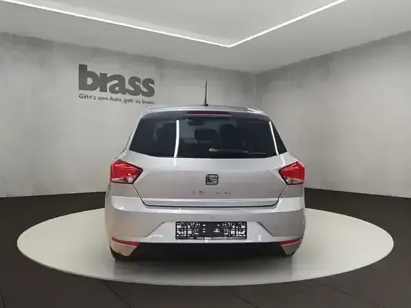 Gebraucht Seat Ibiza Style 95 PS (69 kW) 2021 Urban silber metallic Kleinwagen