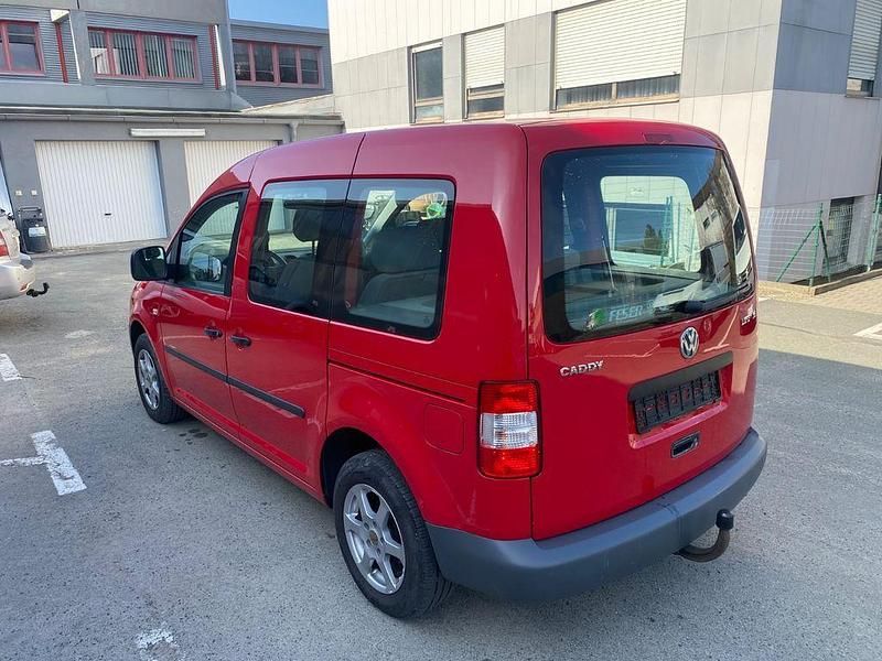 Gebraucht VW Caddy Life 102 PS (75 kW) 2009 Rot Van / Kleinbus