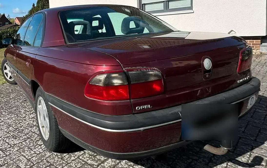 Gebraucht Opel Omega 116 PS (85 kW) 1997 Rot Limousine