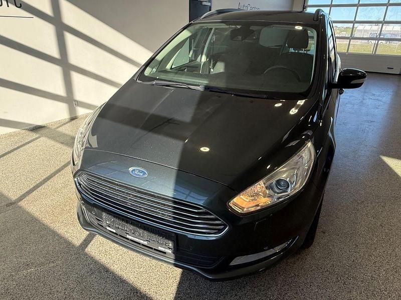 Gebraucht Ford Galaxy Trend 150 PS (110 kW) 2017 Grün Van / Kleinbus