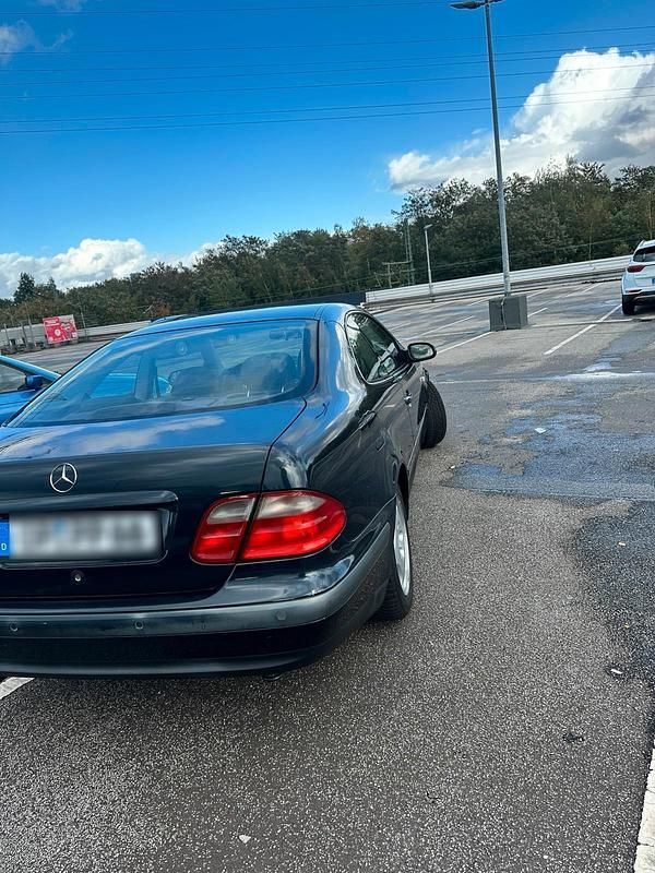 Gebraucht 1998 Mercedes CLK200 Coupé | 3.700 € (Teuer) - Bild 1/4