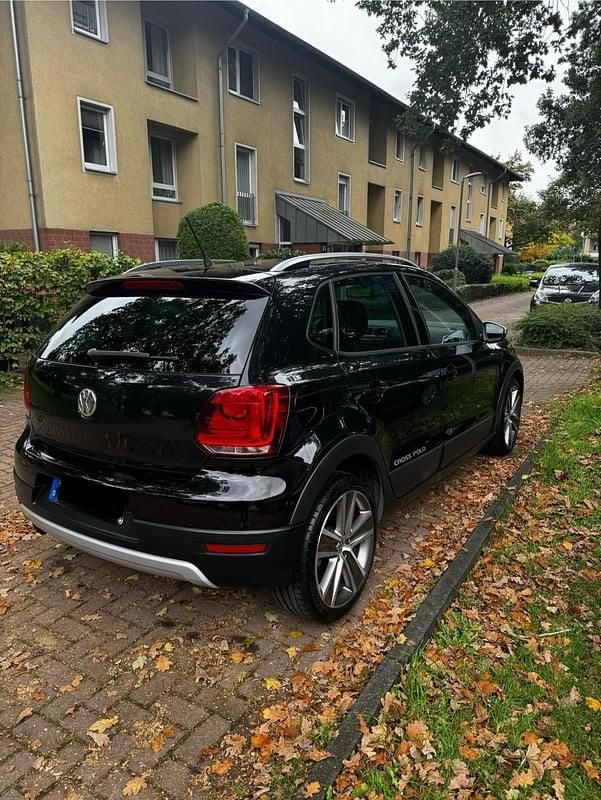Gebraucht VW Polo Cross 90 PS (66 kW) 2010 Schwarz Kleinwagen