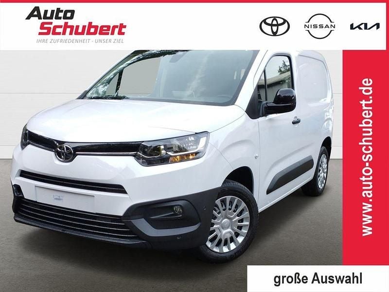 Weiss Gebraucht 2023 Toyota Proace City Van | 20.880 € (Guter Preis) - Bild 1/3