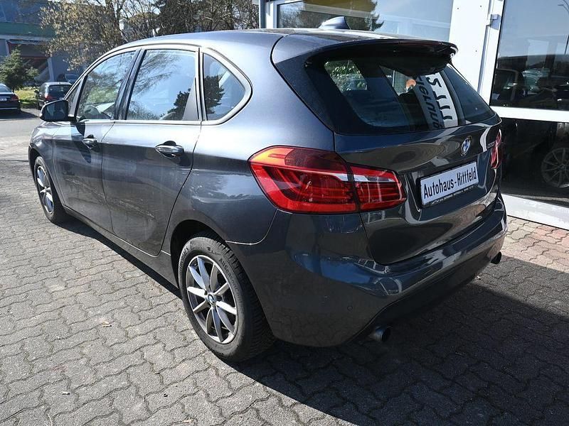 Gebraucht BMW 220 Active Tourer Advantage 192 PS (141 kW) 2016 Grau Van / Kleinbus
