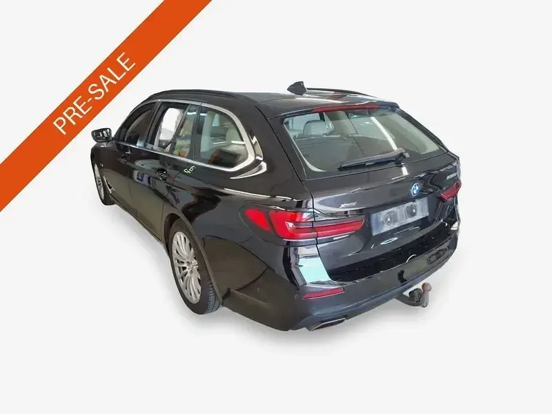 Gebraucht BMW 530e 184 PS (135 kW) 2022 Schwarz Kombi