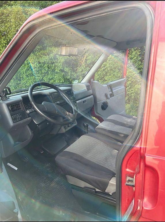 Gebraucht VW Transporter 110 PS (80 kW) 1995 Rot Van