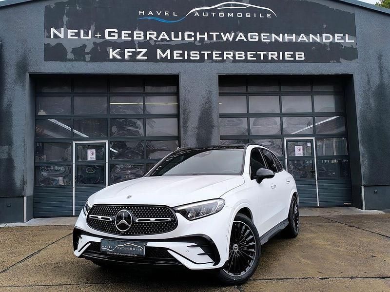 Gebraucht Mercedes GLC450 AMG line 367 PS (269 kW) 2024 Weiß SUV