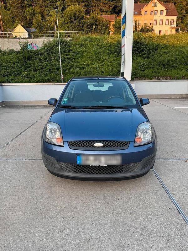 Blau Gebraucht 2006 Ford Fiesta Kleinwagen | 1.190 € (Guter Preis) - Bild 1/4
